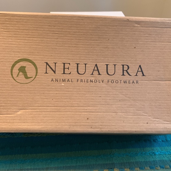 NEW Brazilian chunky heels in teal and chocolate. Size 6 - Picture 12 of 12